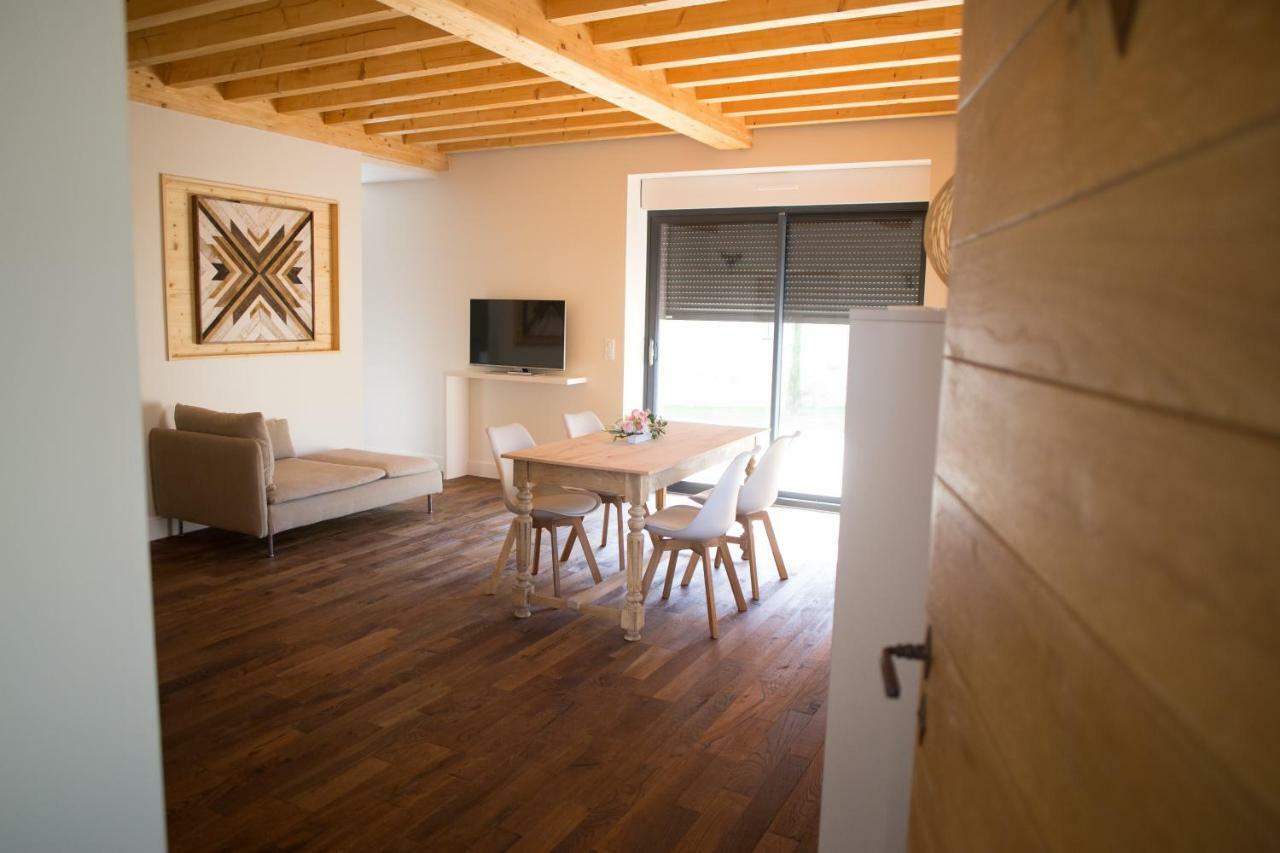 La Grange Aux Ecureuils Apartment Levernois Exterior foto